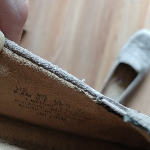 Shoes - Picture 3 of 5